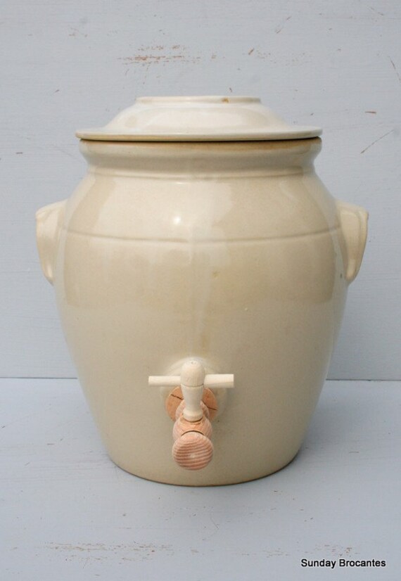 Vinegar Pot