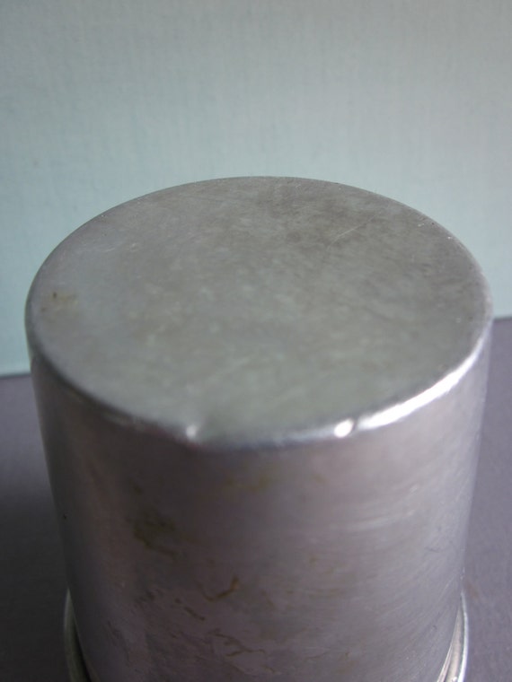 Vintage aluminum gravy shaker mixer cup with lid