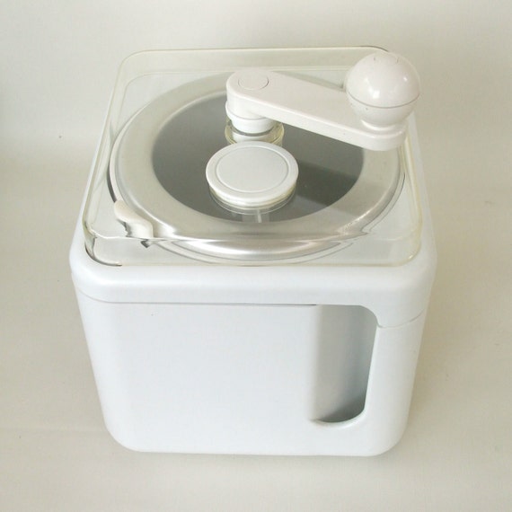 Salton Big Chill Ice Cream Maker Hand Crank Freezer Bowl