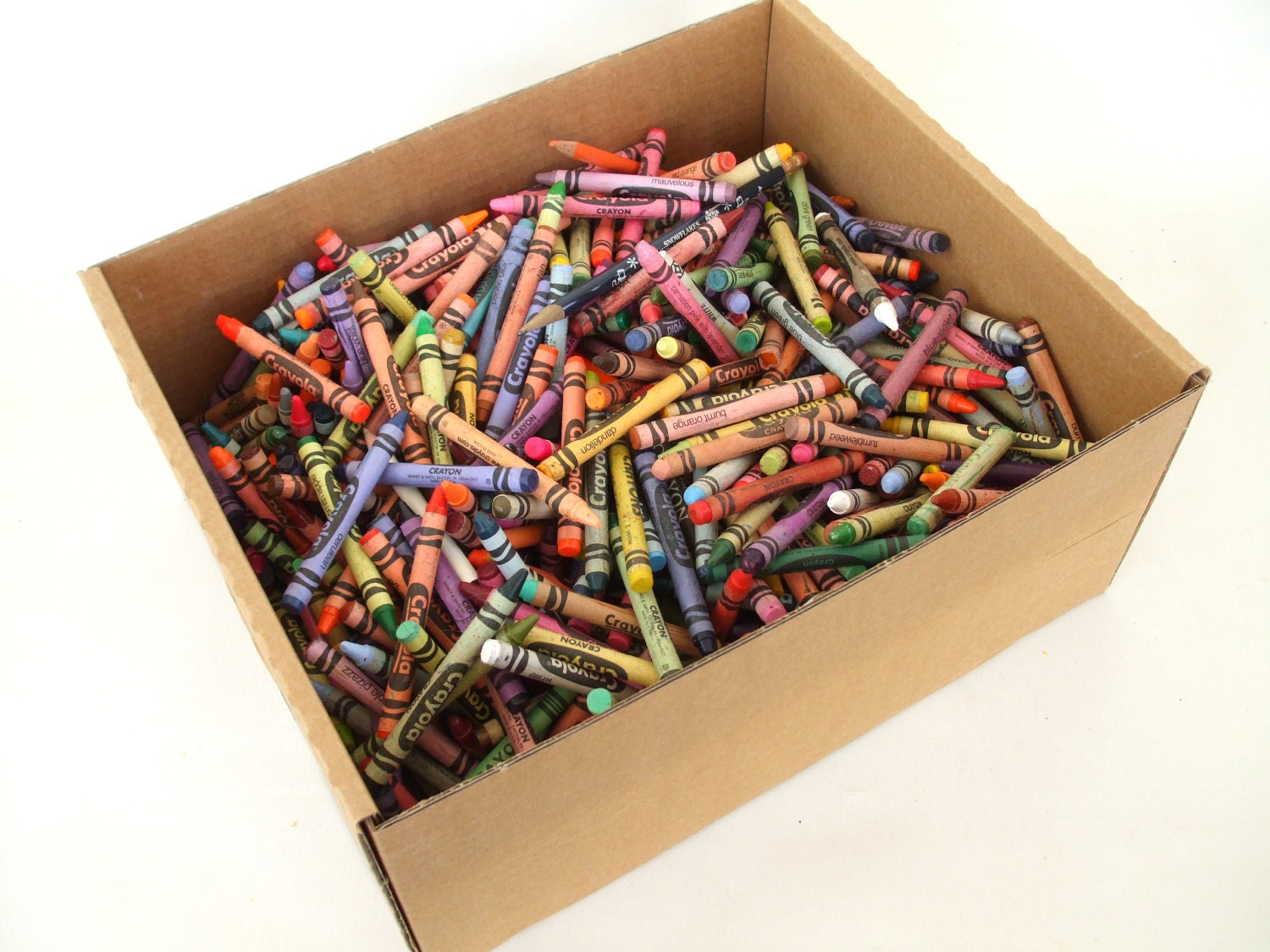 used-crayola-crayons-bulk-lot-vintage-newer-7-lbs