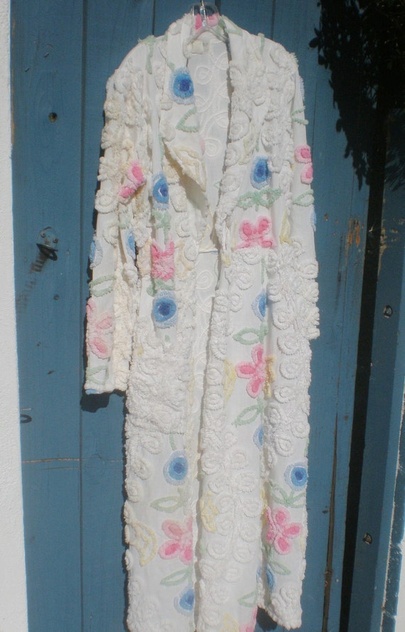 Vintage Chenille Flower Robe Petite
