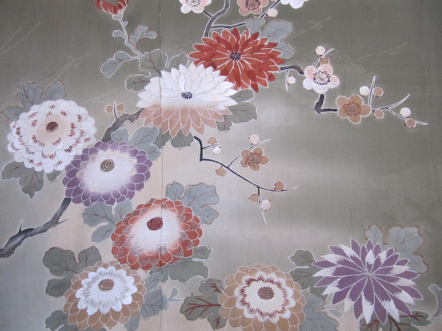 Hand embroidered Vintage Japanese Kimono Silk Taisho period