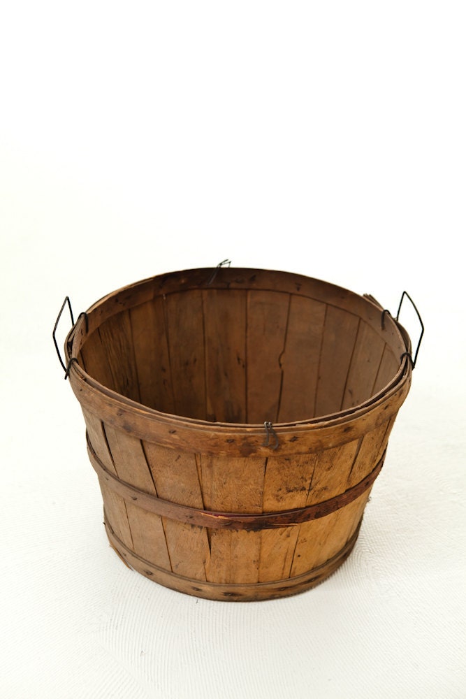 vintage fruit bushel basket peach by tulanevintage