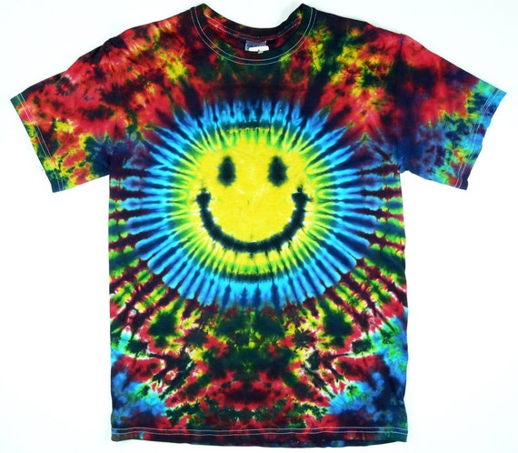 how to make a smiley face tie dye shirt