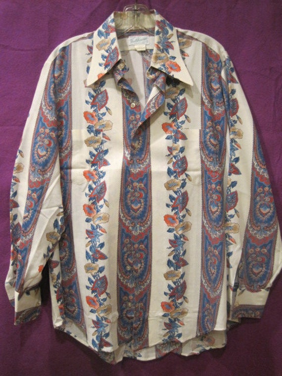 Mod Vintage Mens Shirt 1970s Dutchmaid Floral Paisley Design