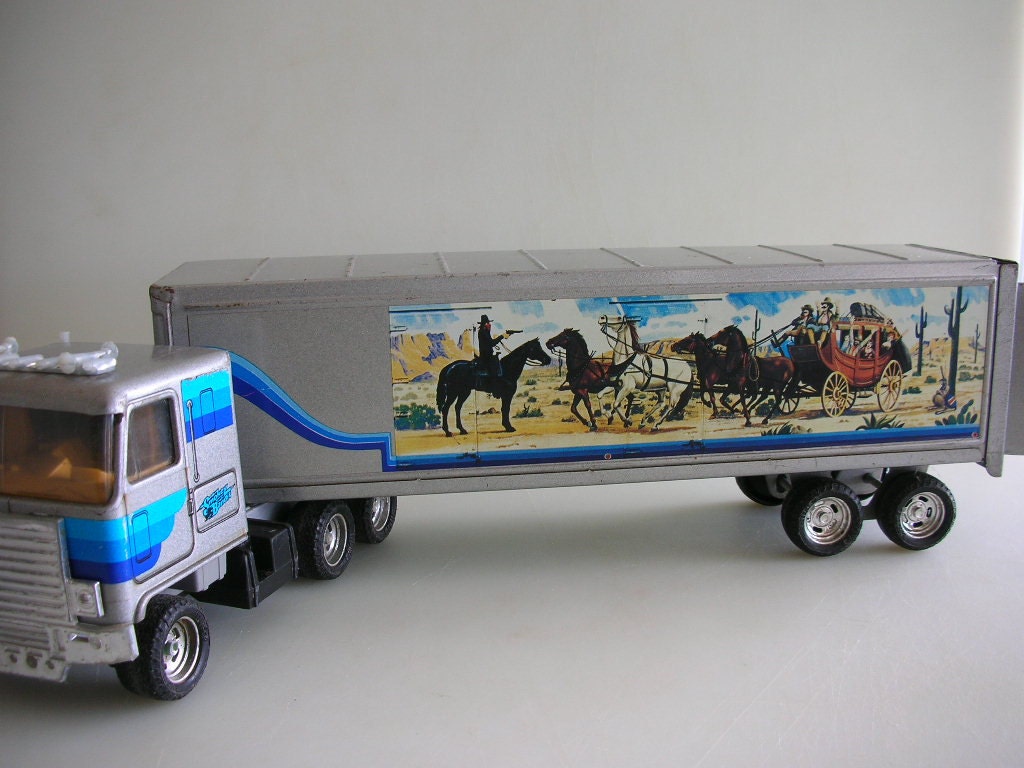 Smokey and the Bandit ERTL Metal Truck Big Rig from The Back