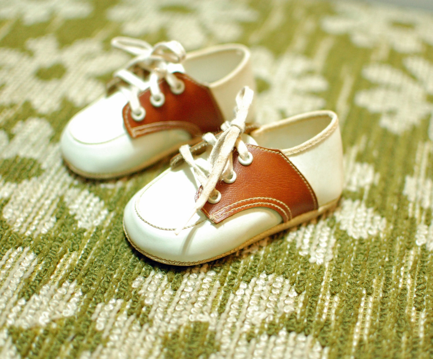 brown and white saddle shoes vintage baby boy size 1 vegan