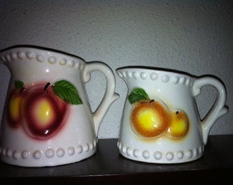 Cute Vintage Pitcher Shaped Measuring Cups