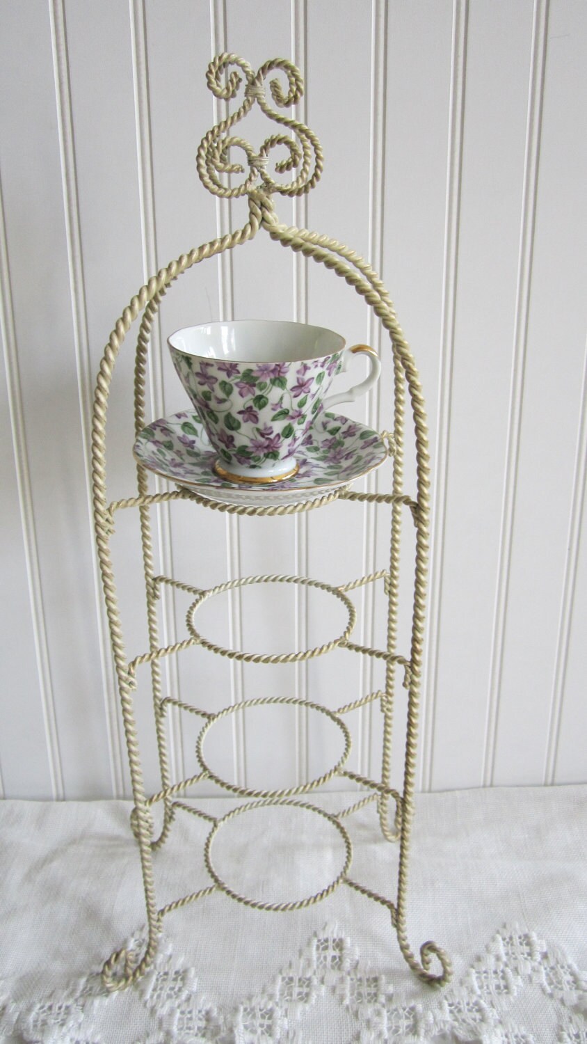 Shabby Chic Wire Tea Cup or Dish Stand