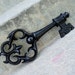 Black Metal Skeleton Key Wall Hanging