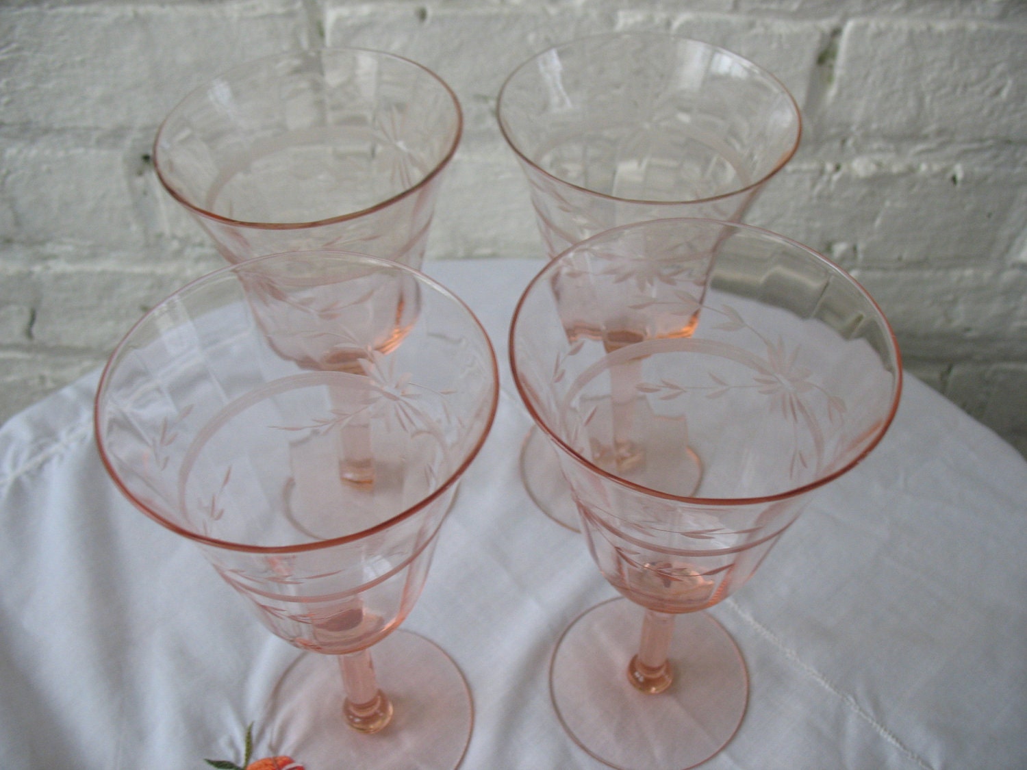 Vintage Pink Etched Wine Glasses Depression etched glass Set