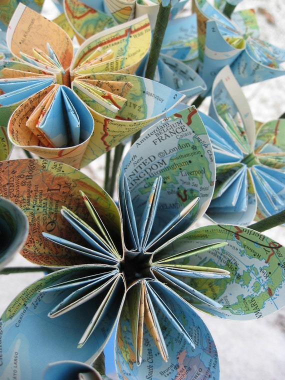 Vintage Map Paper Flower Bouquet World Map Origami Paper