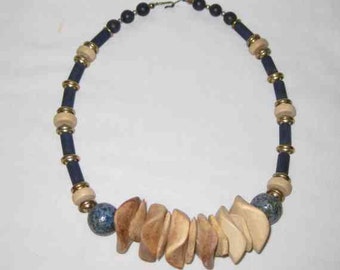 NEAT Vintage Wood Wooden NECKLACE