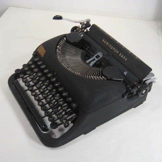 1940's Remington Rand Deluxe Model 5 Portable Typewriter