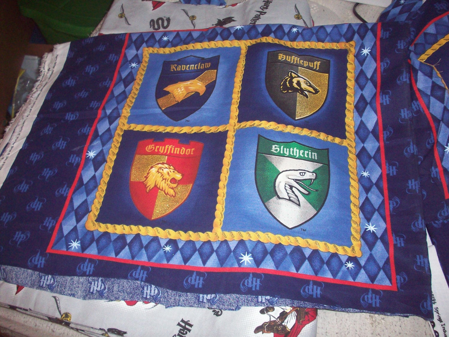 LAST large 4 SHIELDS Harry Potter fabric Hogwarts House