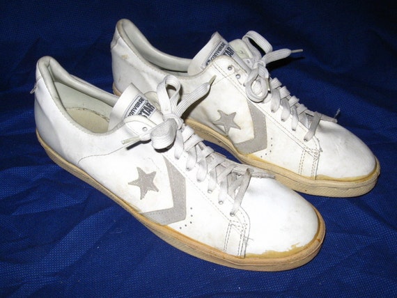 white hi top converse size 6