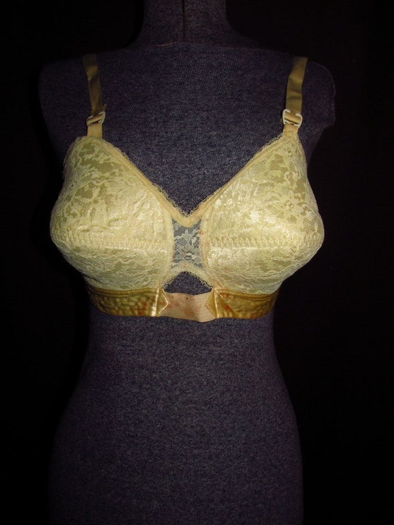 Vintage Lovable Yellow Lace Bullet Bra Size 38 C By Denimsource