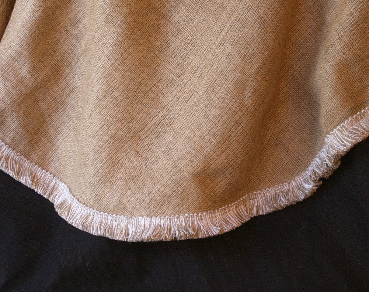 36 inch burlap tree skirt taupe and white fringe christmas 36 inch burlap tree skirt taupe and white fringe christmas