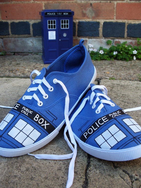 dr who sneakers doctor who painted tardis shoes uk 11 eur 45 plimsolls dr who sneakers doctor who painted tardis shoes uk 11 eur 45 plimsolls