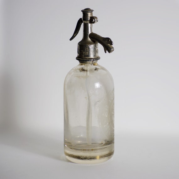 Vintage Clear Seltzer Bottle by Bluemooncollection on Etsy