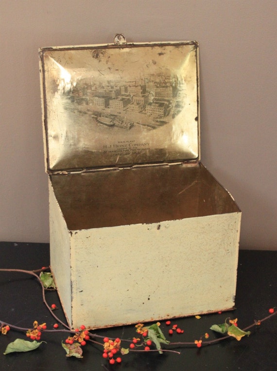 Vintage Metal Bread Box