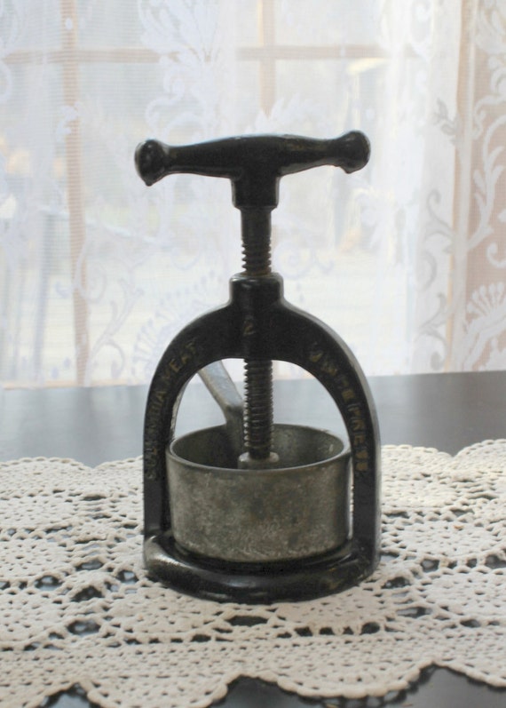 Antique Cast Iron Meat and Juice Press