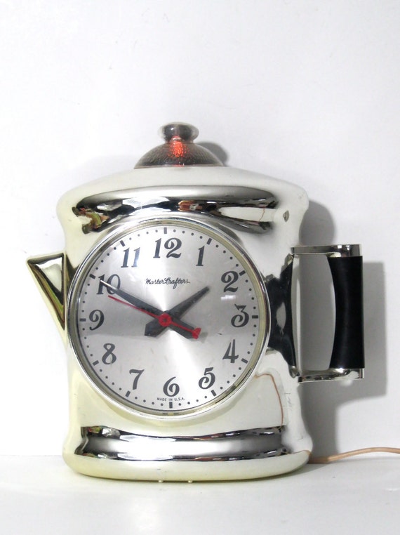 Perky Coffee Pot Wall Clock by Master crafters 470 Retro