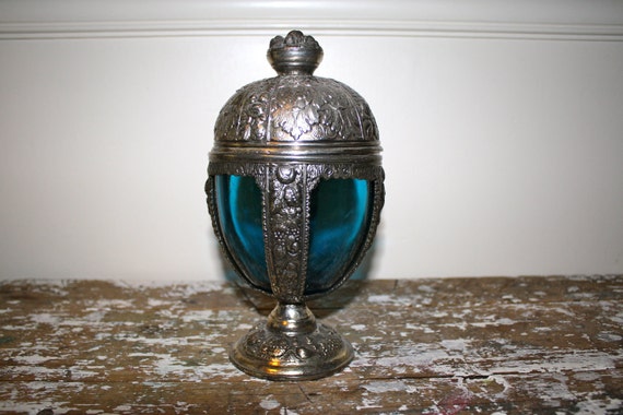 Urns Music Box