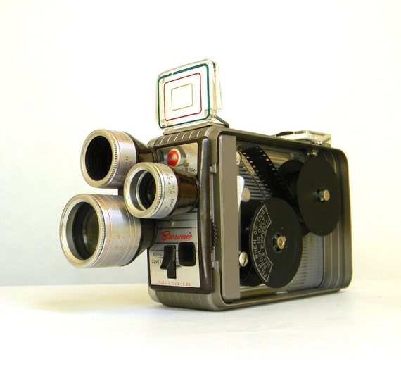 Kodak Brownie 8mm Movie Camera Turret f/1.9 with