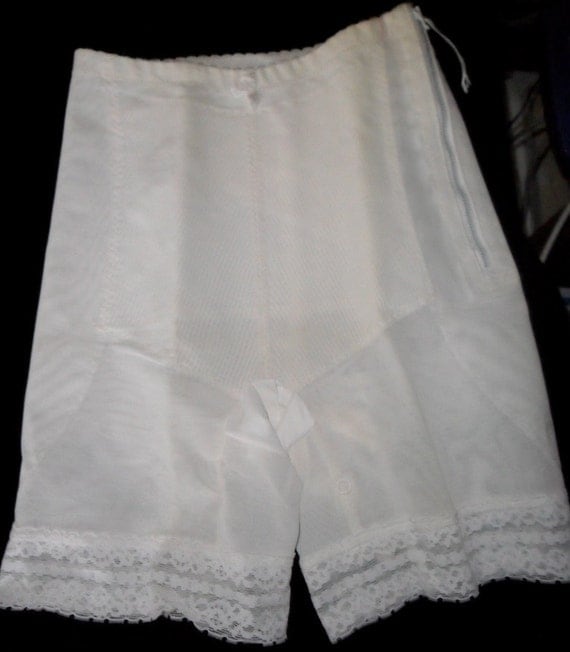 Vintage White Panty Girdle Side Zipper With Garters XL