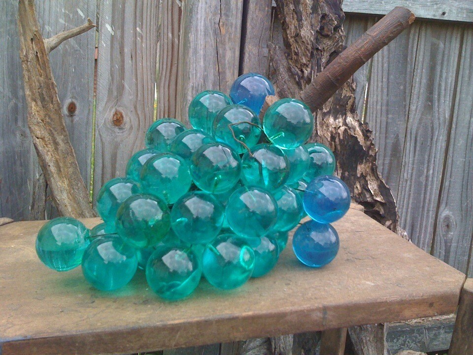 Vintage 1970 Huge Heavy Glass Grape Decor Awesome