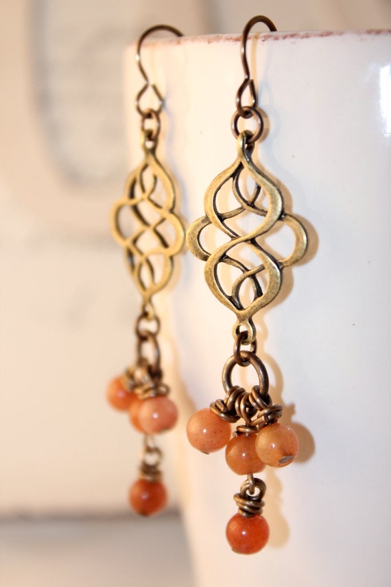 Items similar to Vintage Gemstone Earrings on Etsy