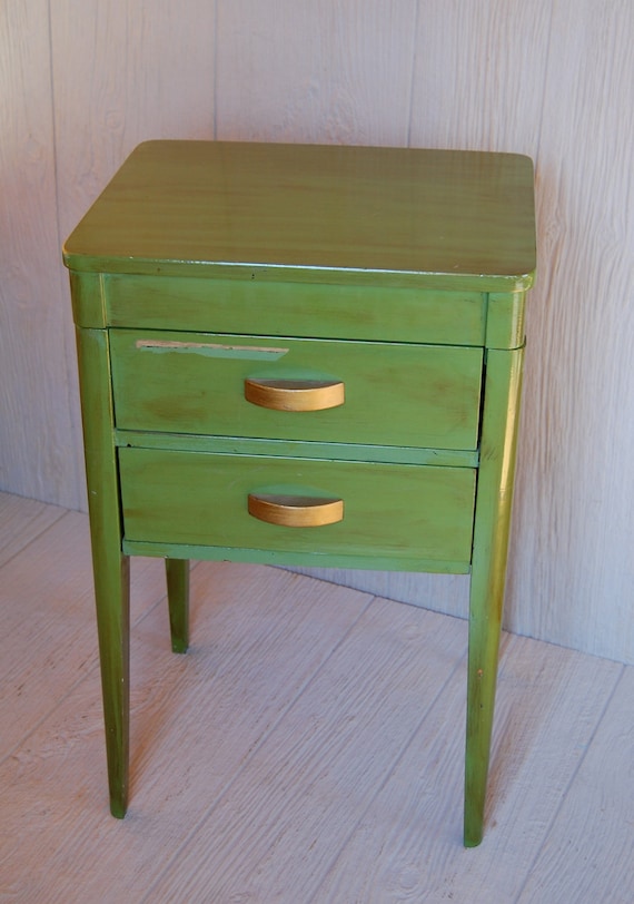 Vintage Adorable Sewing Craft Storage / Side Table