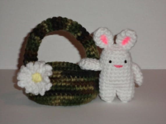 Crochet Amigurumi Bunny and Basket....Mini Easter Bunny