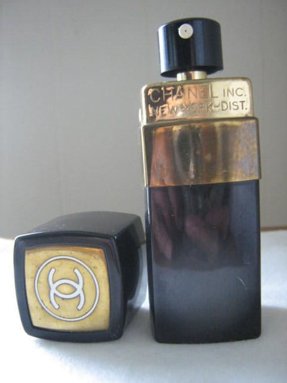 Sale-Vintage Chanel Number 5 Black Perfume Spray Bottle