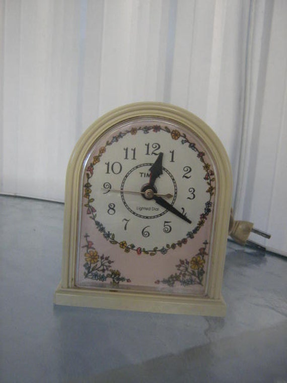 Vintage Timex Electric Alarm Clock