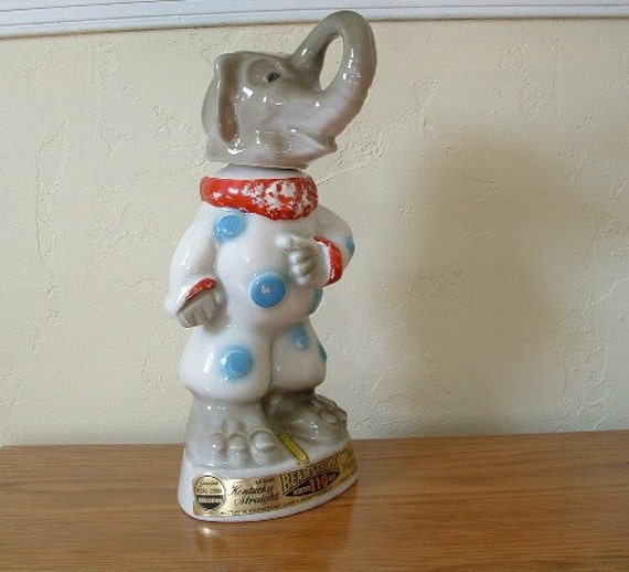Vintage Elephant Liquor Decanter Jim Beam 1968 Regal China