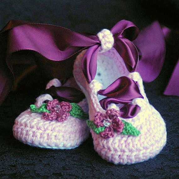 Crochet Pattern Ballerina Baby Booties PDF  Pattern number 202 