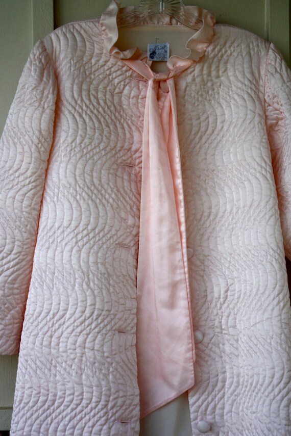 Vintage Satin Quilted Robe Pink Medium/ Large