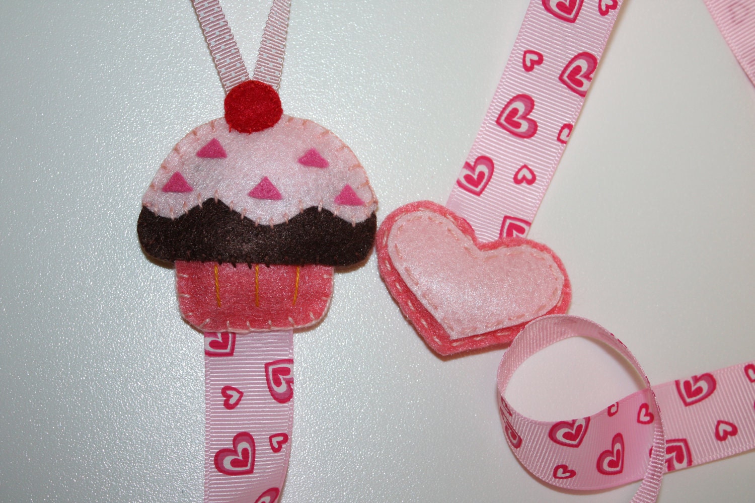 Felt Cupcake Hair Clip Holder by TobyMaMa on Etsy