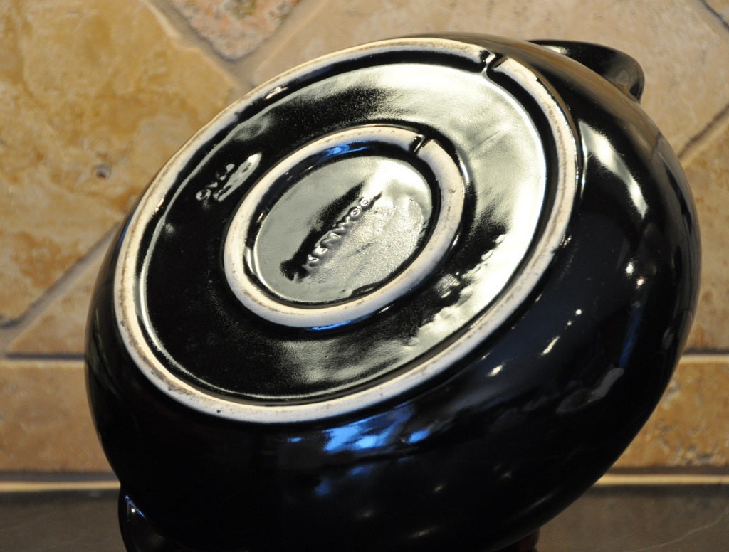 KENWOOD SUNDIAL Casserole 1950s SHAWNEE Pottery