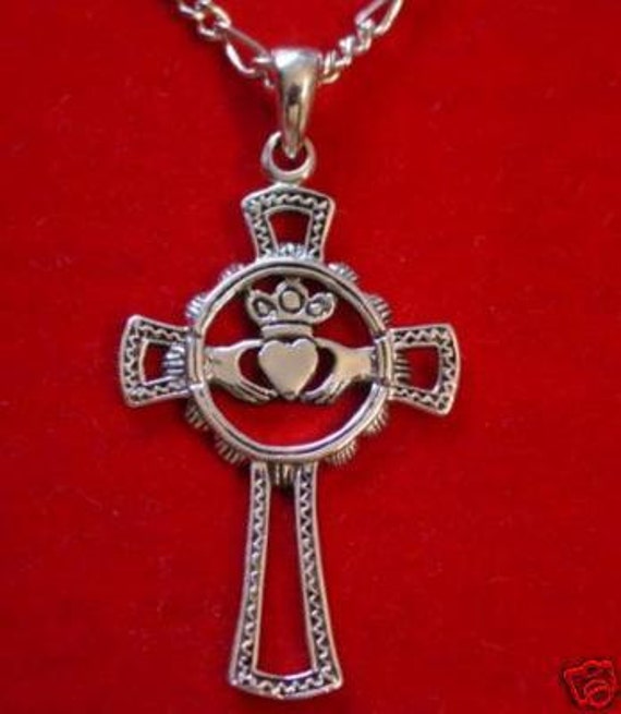 buffy the vampire slayer claddagh pendant by princeofdiamonds