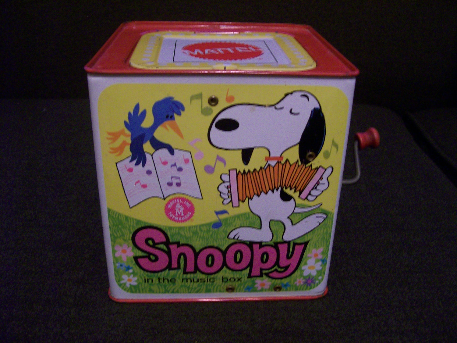 mattel snoopy in the music box