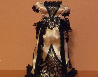 1/12 Scale Dollhouse Miniature Late-Victorian Ball Gown