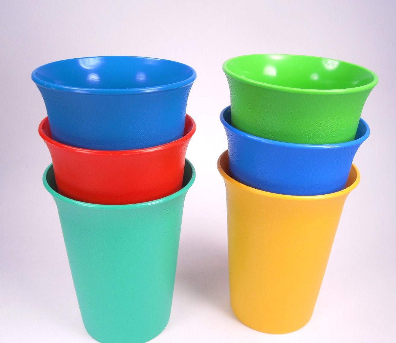tumblers on etsy Cups Vintage Tupperware of Set Tumblers Picnic Colorful