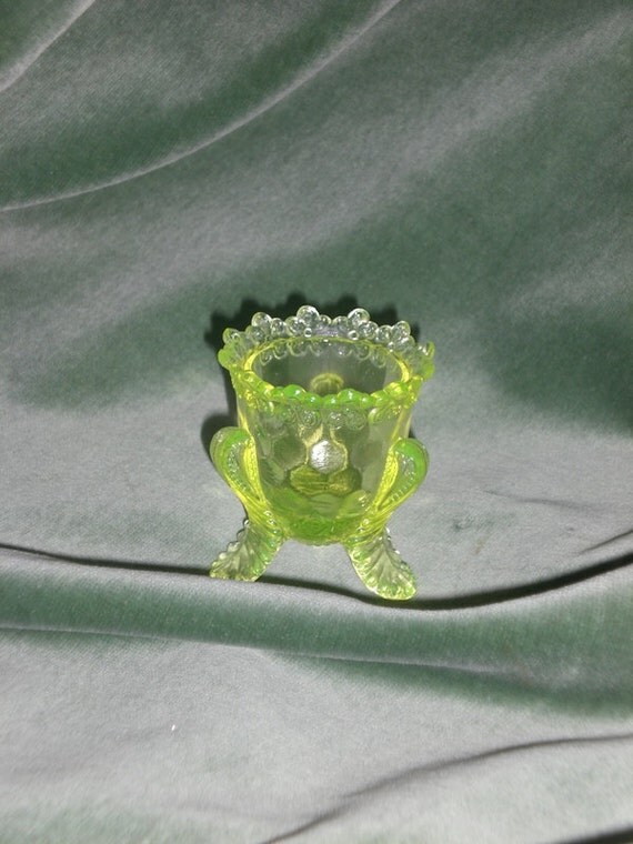 radium glass toothpick holder