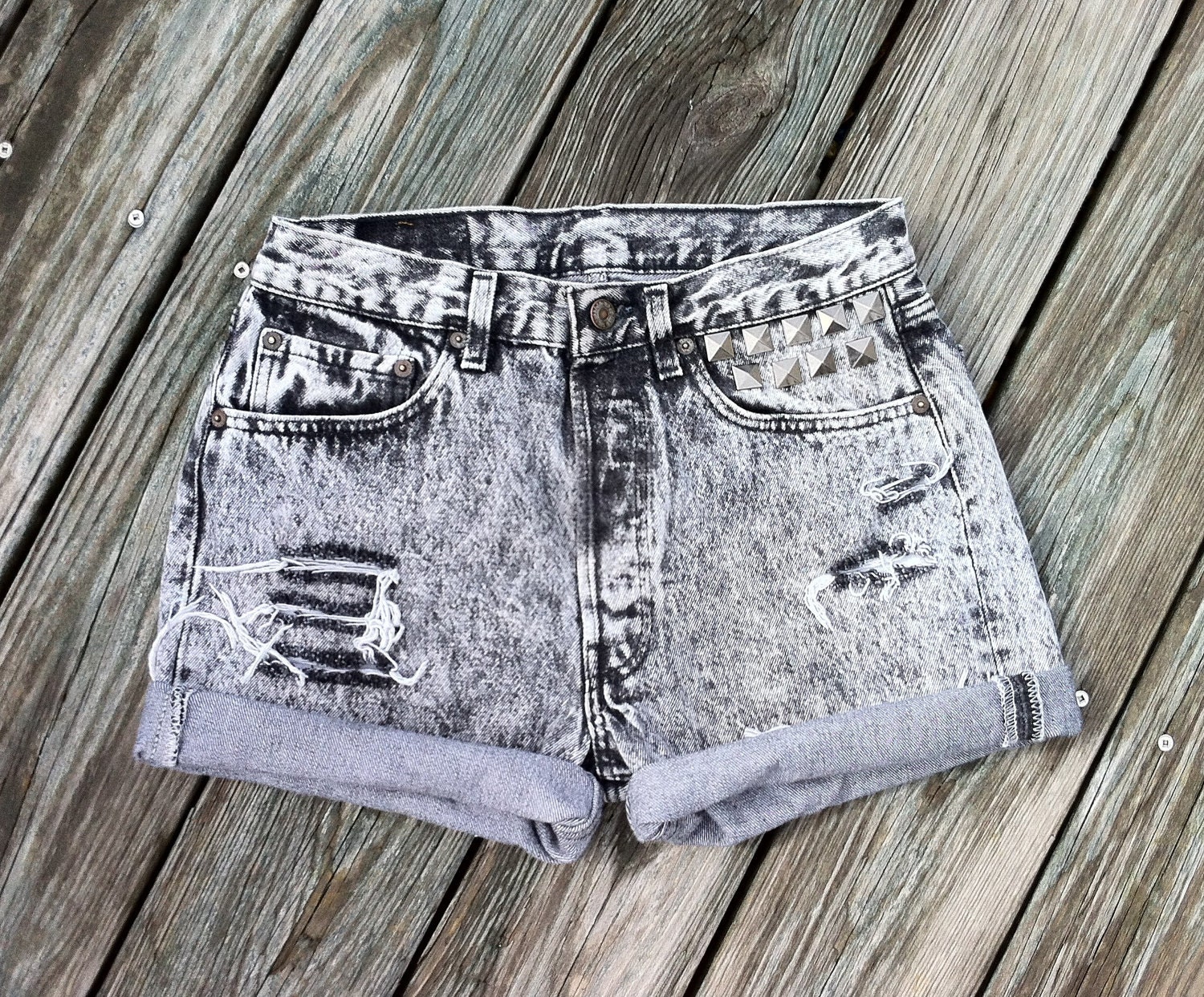 Jean Shorts High Waist VINTAGE LEVI 501 Distressed And Studded