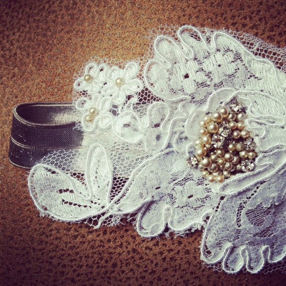 Bridal Garter Vintage Pearl Jewelry Swarovski Rhinestones
