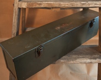 Industrial Army Ammo Box / Extra Long Size / Army Green