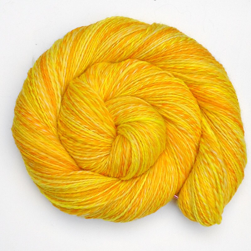 Handspun yarn STRAW INTO GOLD Handpainted Shetland wool